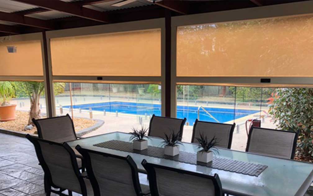 E-Zip-Suncreen-Blinds-with-Tracks E-Zip-Suncreen-Blinds-with-Tracks