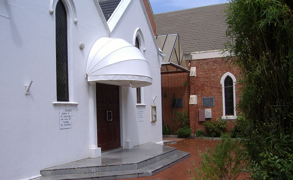 white-bow-awning image of white-bow-awning